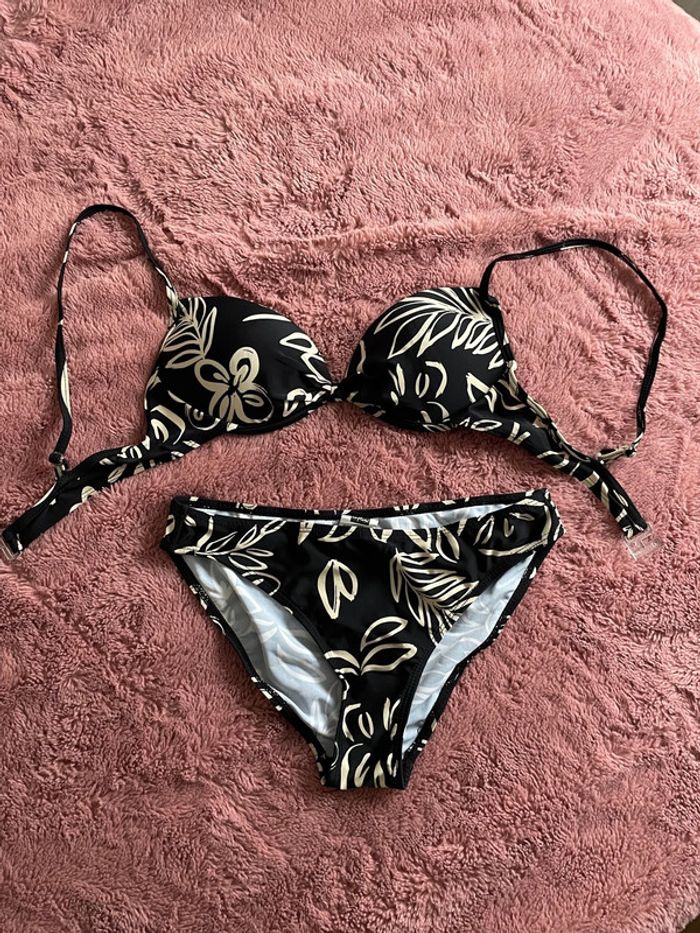 Maillot de bain 2 pièces noir beige