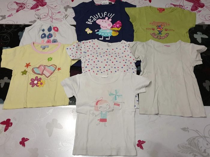 N°216 Lot de 7 Tee-shirts manche courtes Fille (4 ans)