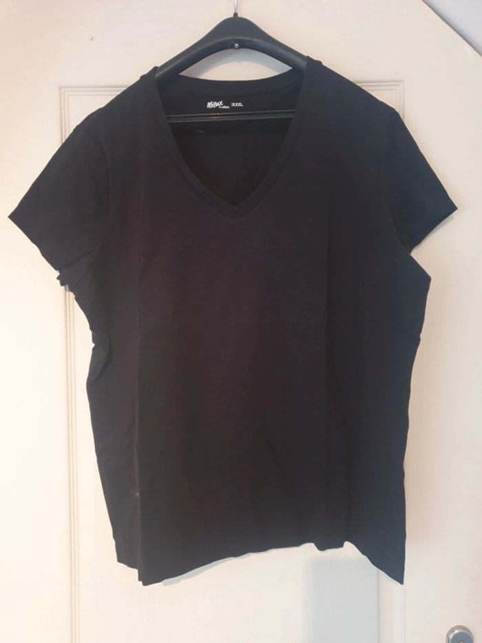 Lot 2 hauts femme noirs - XXXL - photo numéro 2