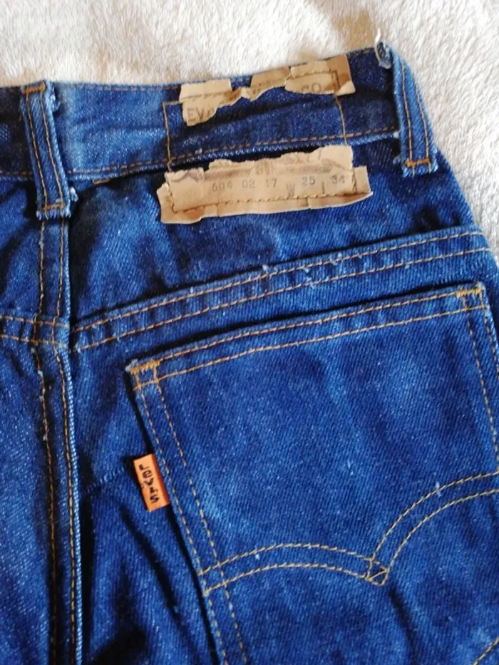 Jean brut vintage Levis - photo numéro 2