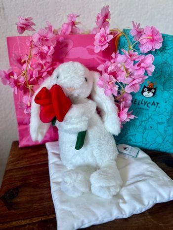 Peluche lapin rose 