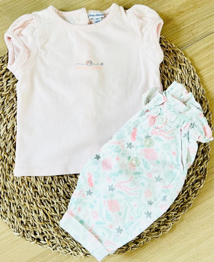 Ensemble chino et tee-shirt