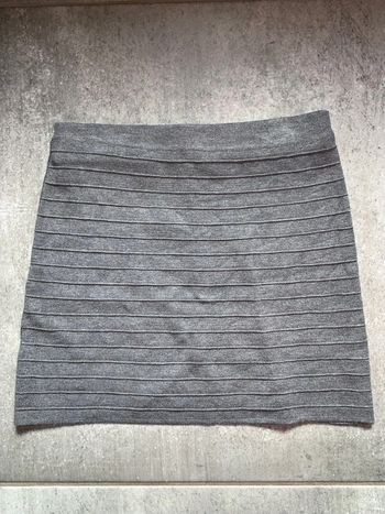 Jupe courte femme Etam  Laine gris  Motif rayures horizontales ton sur ton