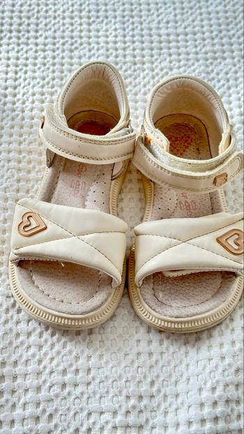Sandales fille taille 27