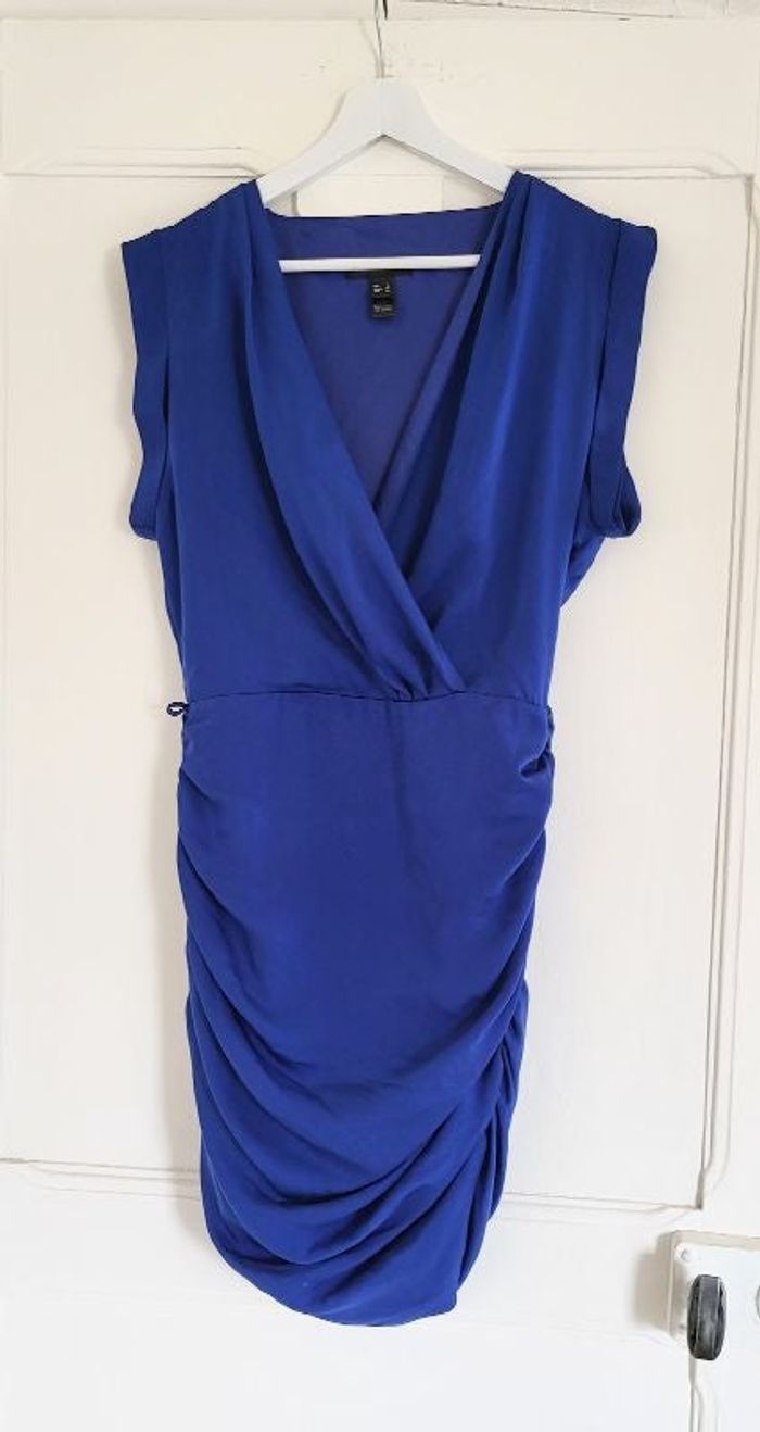 Robe bleu roi MNG