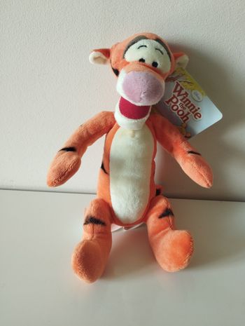 Peluche Tigrou Disney Winnie l'ourson 