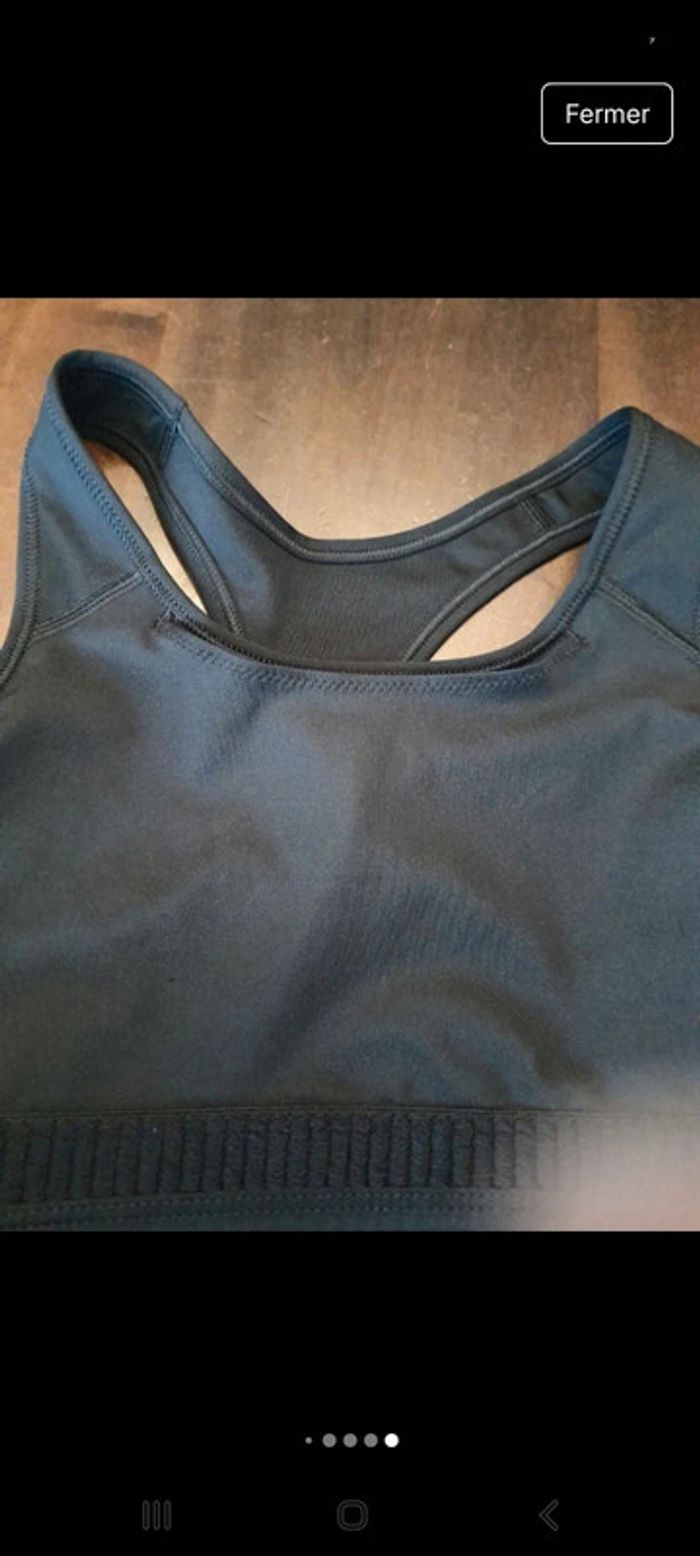Brassière de sport Nike noire taille XS dry fit - photo numéro 18