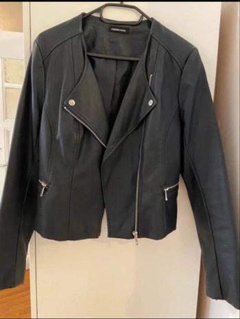 Veste similicuir cache cache taille 38 Bleue nuit