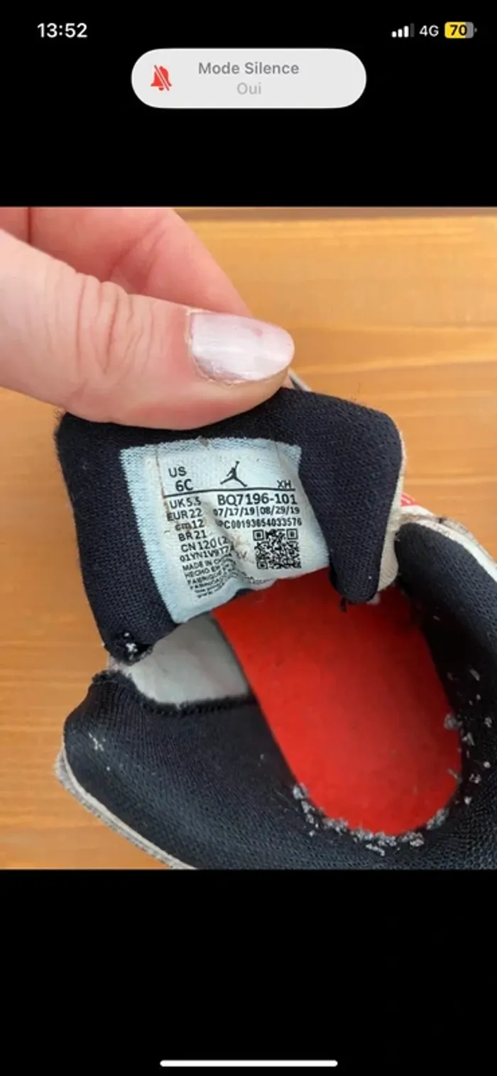 Basket Jordan taille 22 - photo numéro 13