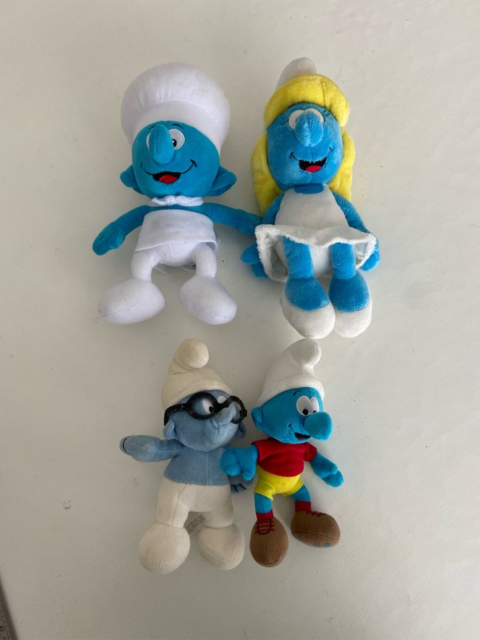 Lot peluches les schtroumpfs
