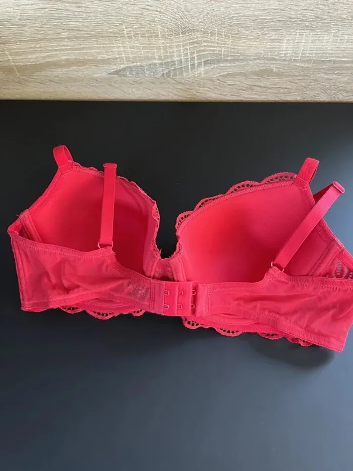 Soutien-gorge Taille 90D - photo numéro 3