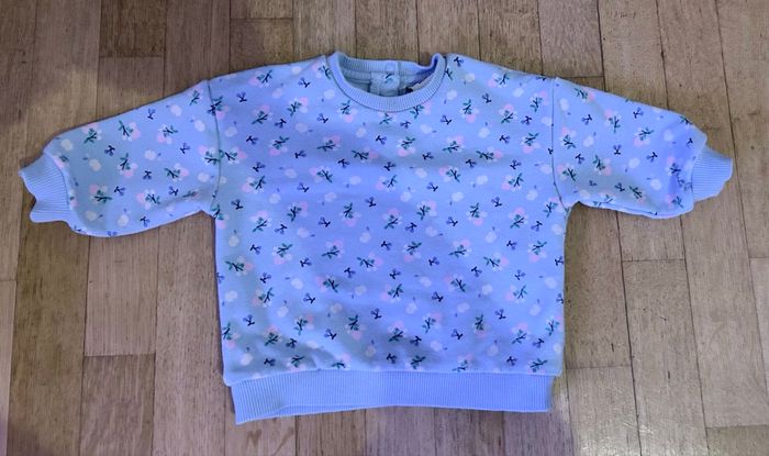 💙 Sweat Tape à l'Œil 6 Mois - Bleu Ciel avec motif Fleuri 💙 - photo numéro 3