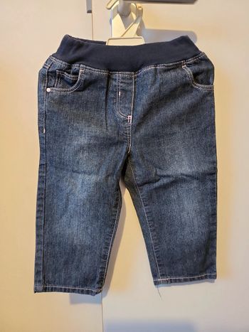 Jean coupe droite bébé fille 18 mois obaibi bon état