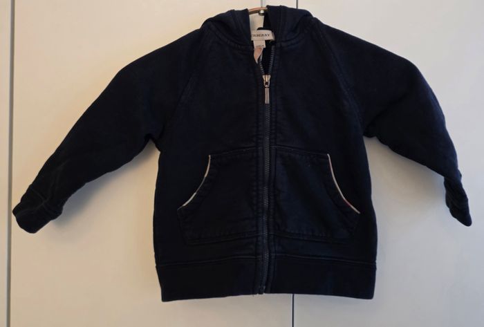 Ensemble survêtement Burberry, taille 2 ans - photo numéro 2