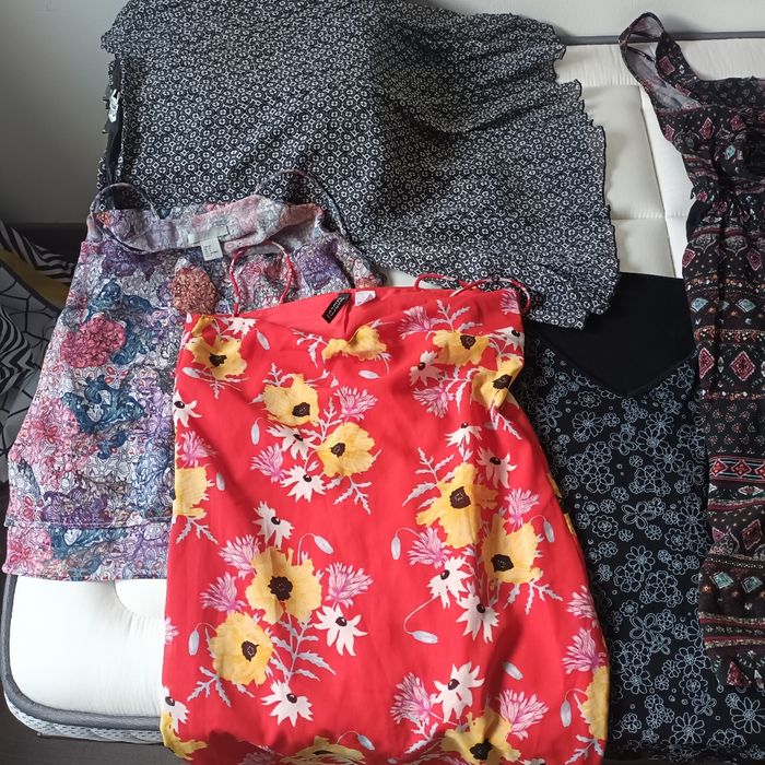 Lot 10 vêtements taille XS(34) comme neuf - photo numéro 2