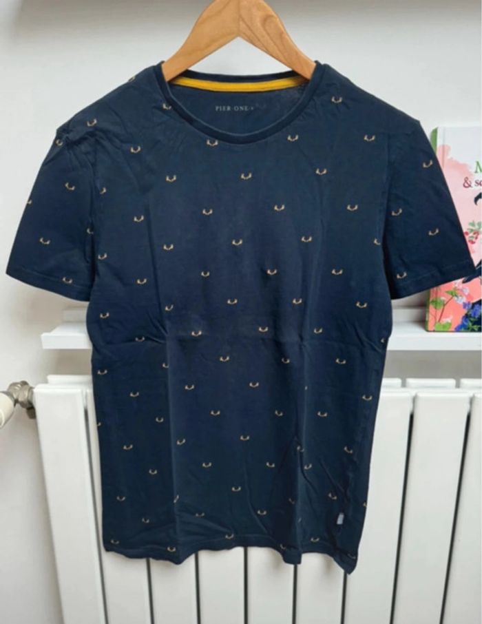 T-shirt marine avec motifs Pier One homme S