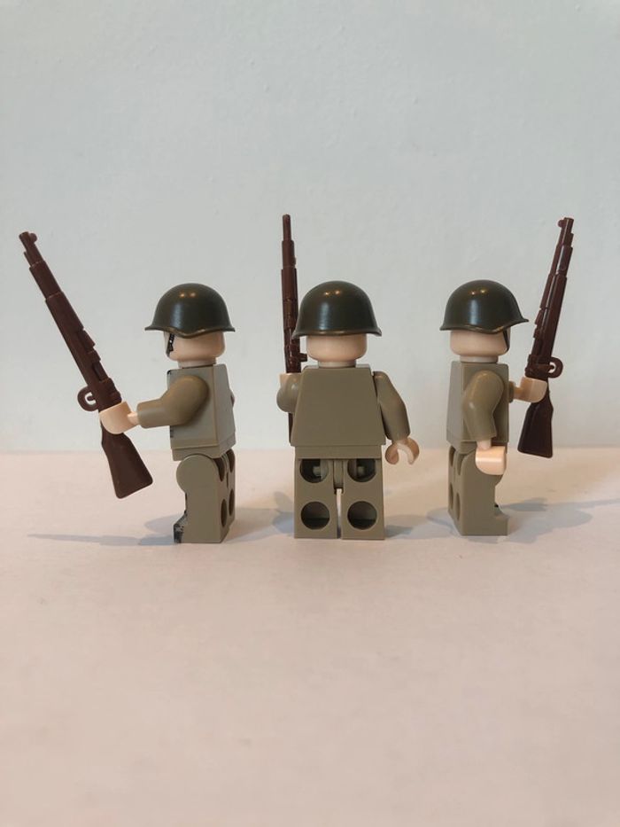 Figurine type lego 4 soldats 2ème guerre mondiale. Soldats - photo numéro 2