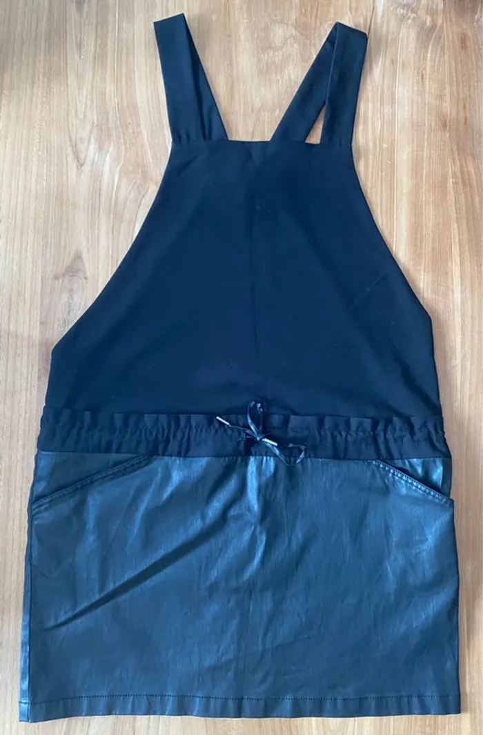 Robe "Cop Copine"