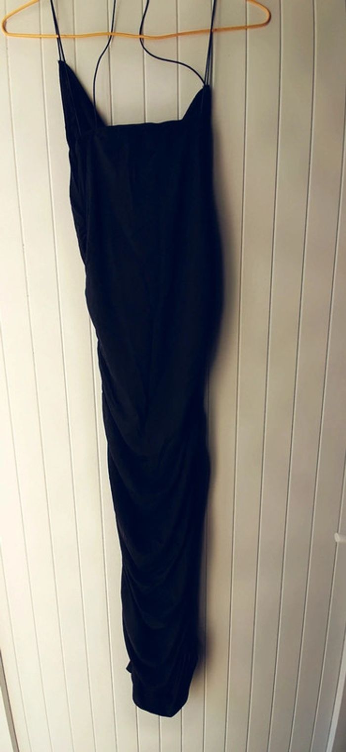 Robe moulante satinée  t36 - photo numéro 3