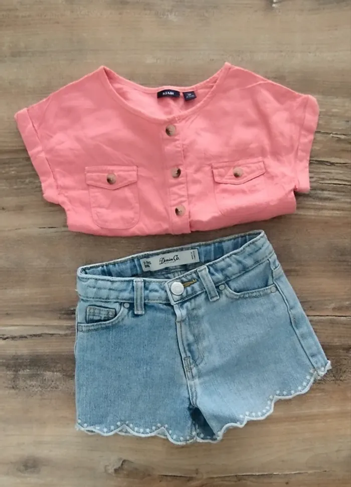 Lot fille 3 ans short + débardeur court