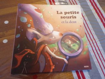 Livre La petite souris et la dent  Auzou