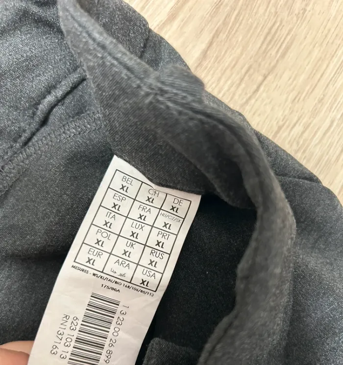 Pantalon gris taille XL - photo numéro 5