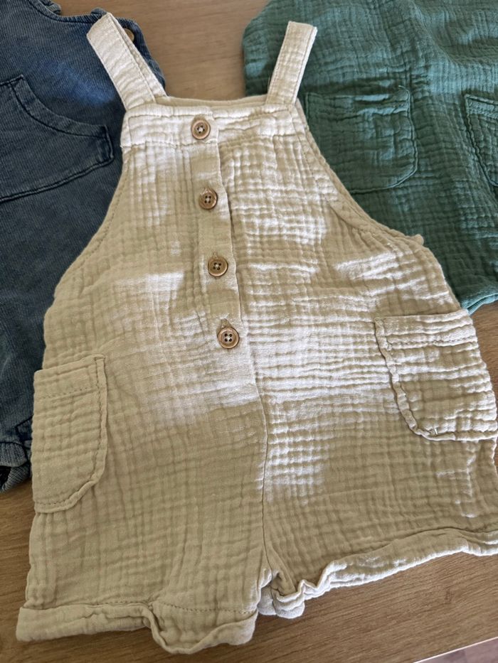 Lot de 3 salopettes été - taille 6 mois - photo numéro 5