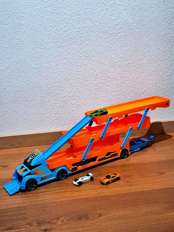 Camion Super Wheelz – transporteur + 3 véhicules - photo numéro 2