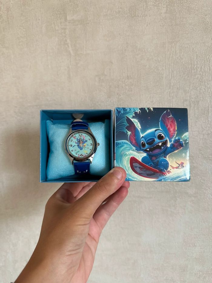 Montre Stitch neuf