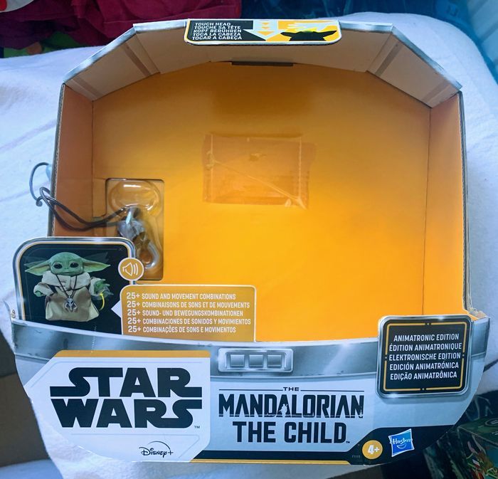 Poupée Baby Yoda - Le Mandalorien - L’enfant - Edition animatronique Hasbro - photo numéro 4