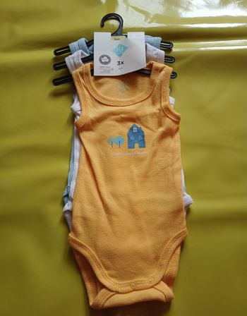 lot 3 bodies sans manches garcon tex baby 60 cm 3 mois
