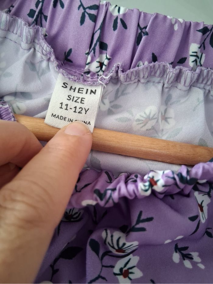 Jupe violette motif fleur - photo numéro 3
