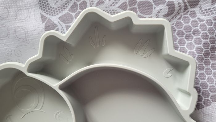 Assiette silicone dinosaure. - photo numéro 3