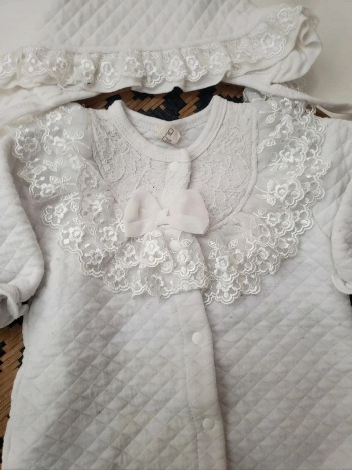 Combinaison matelassée ouvert devant fille 3 mois baptême mariage - photo numéro 2