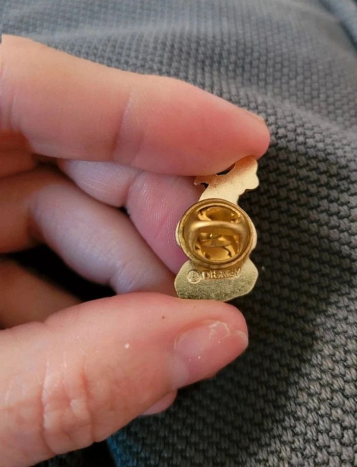 pin's disney  dingo - photo numéro 2