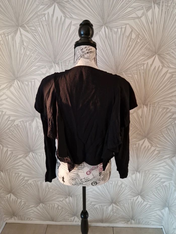 Joli haut court taille 36 - photo numéro 2