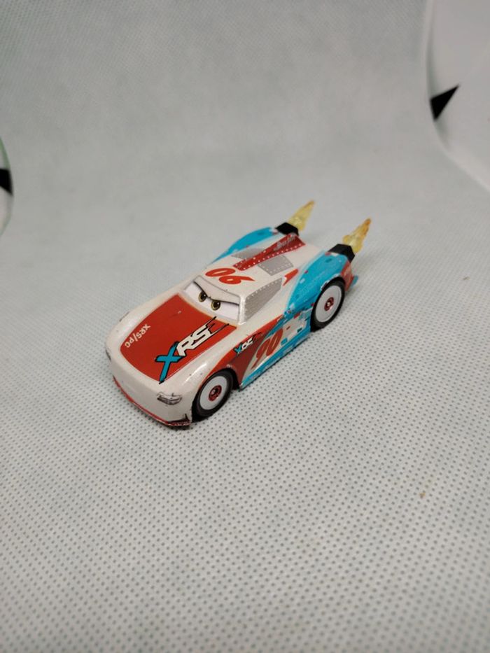 Voiture cars disney metal xrs Paul Conrev