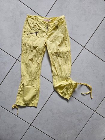 Pantacourt léger femme Guess taille 25 U24