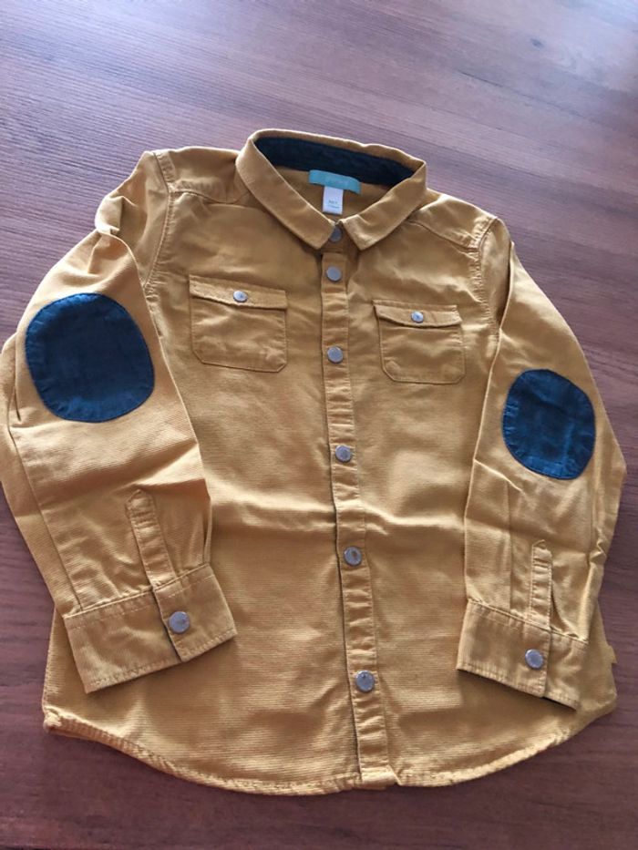 Chemise côtelée taille 5 ans - photo numéro 6