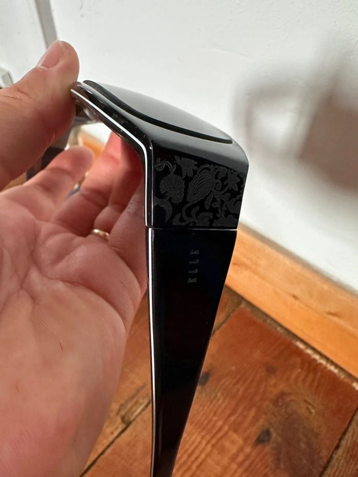 Montures Lunettes de soleil rétro Magazine Elle et étui housse noir ornement fleurs - photo numéro 6