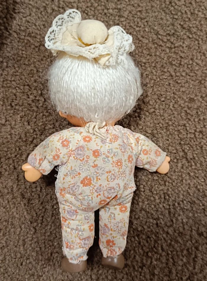 Poupée grand-mère - photo numéro 3