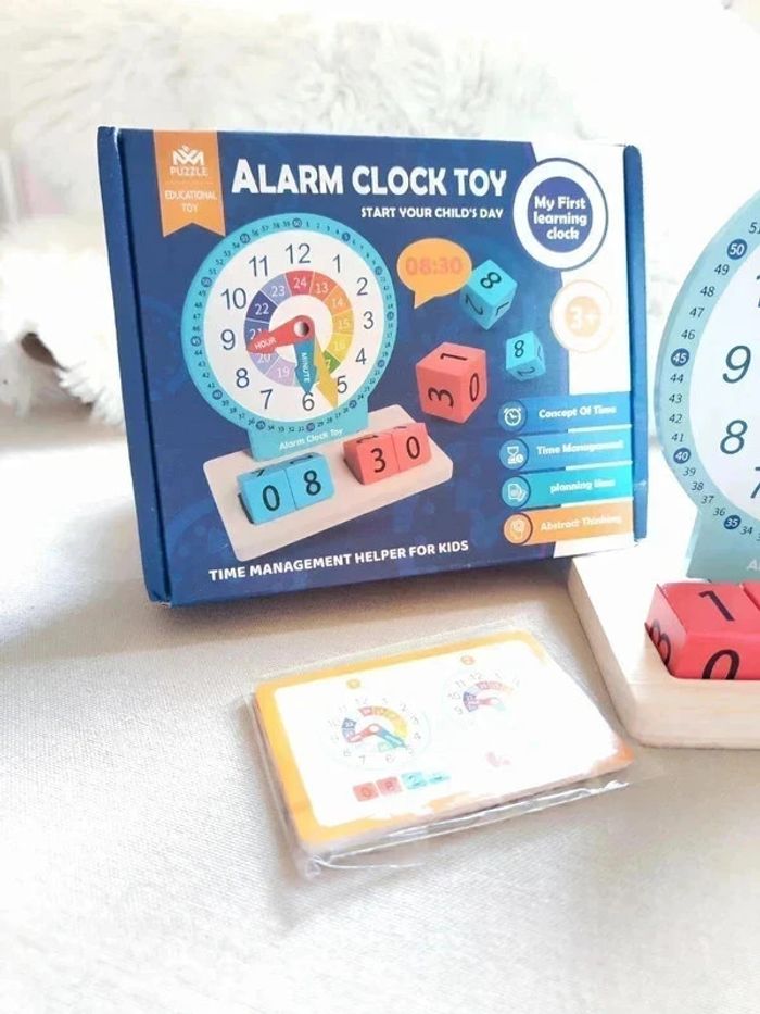 Horloge en bois pour apprendre l'heure - photo numéro 3