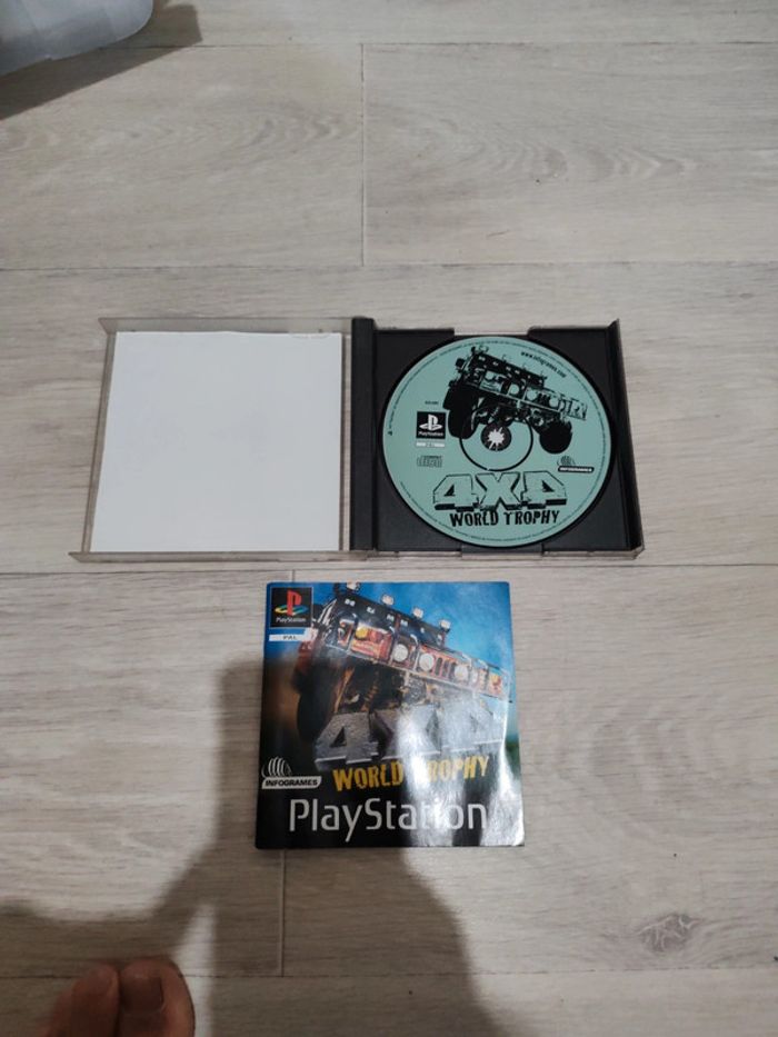 4x4 world trophy ps1 - photo numéro 2