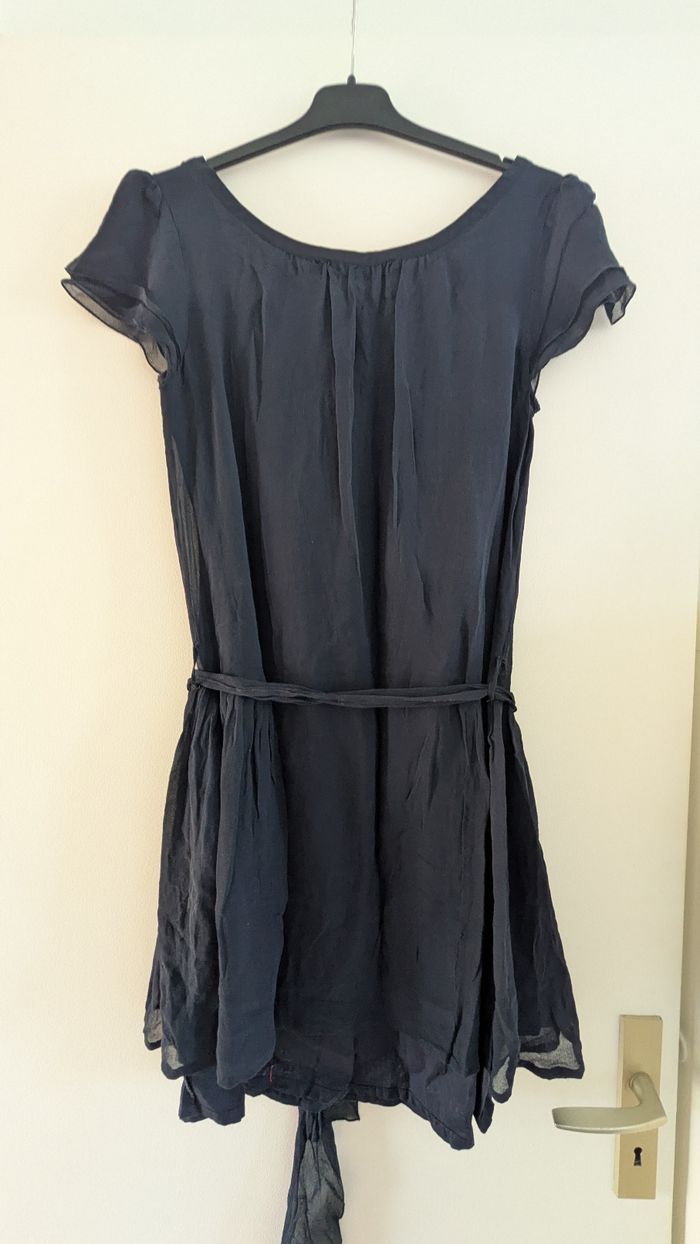 Robe bleu marine - photo numéro 2