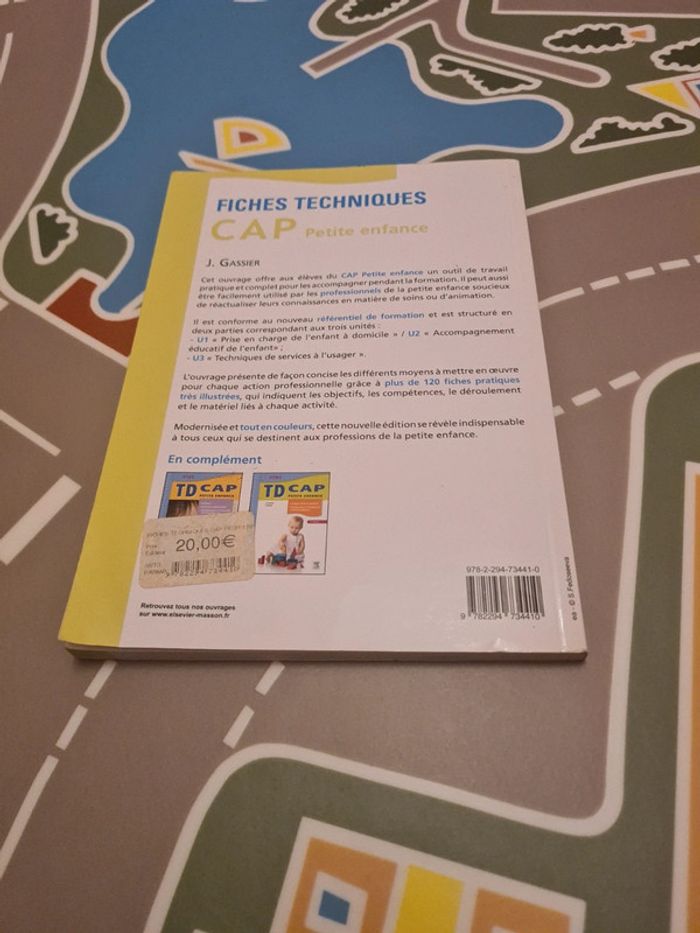Livre fiches techniques CAP petite enfance Elsevier Masson - photo numéro 2