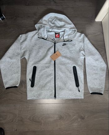 gilet nike tech neuf 