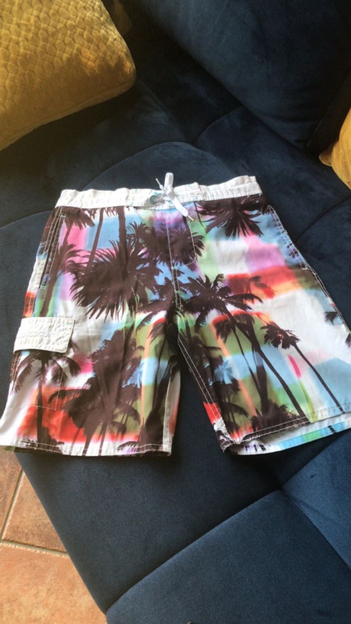 Longboard short de bain taille 12 ans
