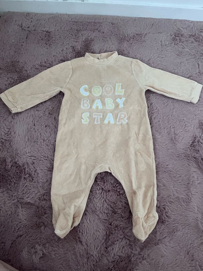 Lot de pyjama 6 mois - photo numéro 7