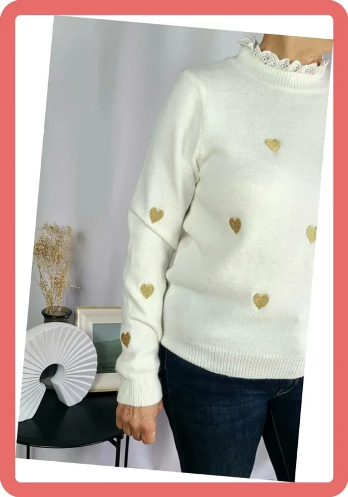Pull col montant dentelle et coeurs brodés, Taille Unique, Neuf avec étiquette - photo numéro 2