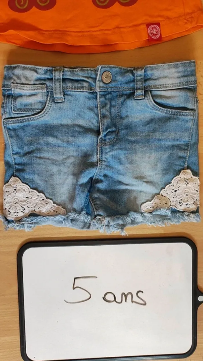 Débardeur et short taille 5 ans - photo numéro 3